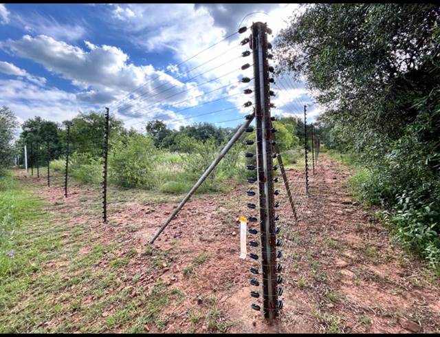 FARM FOR SALE IN BROEDERSTROOM